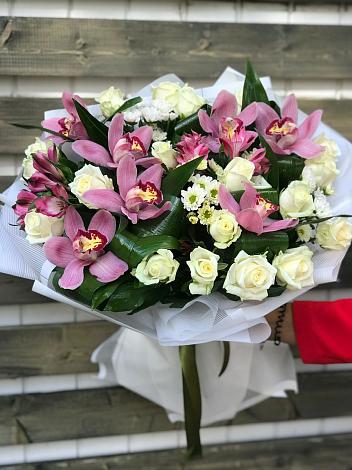 Букет цветов из: Розы и Хризантемы в Ногинск-5