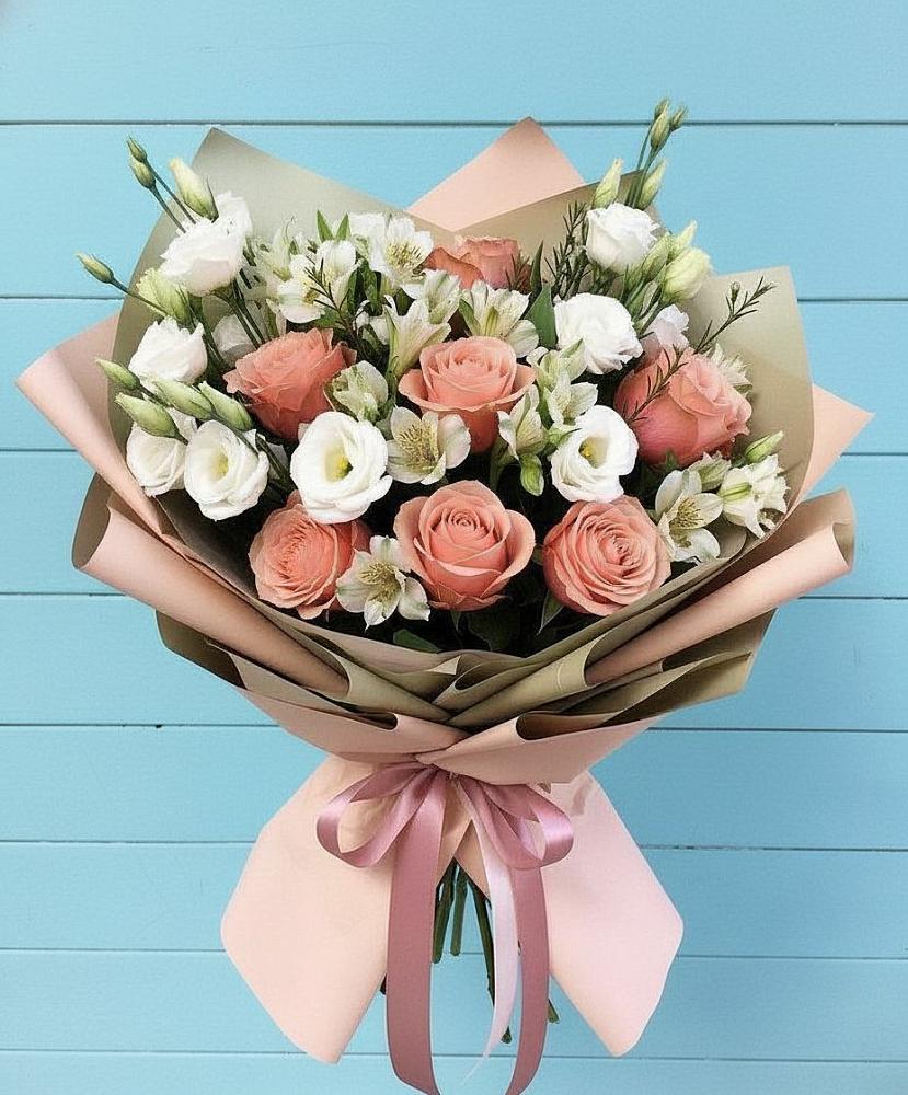 Букет цветов из: Розы, Альстромерии и Лизиантусы в Ногинск-5