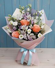 Букет цветов из:  Лизиантусы, Розы, Альстромерии и Гипсофила в Ногинск-5