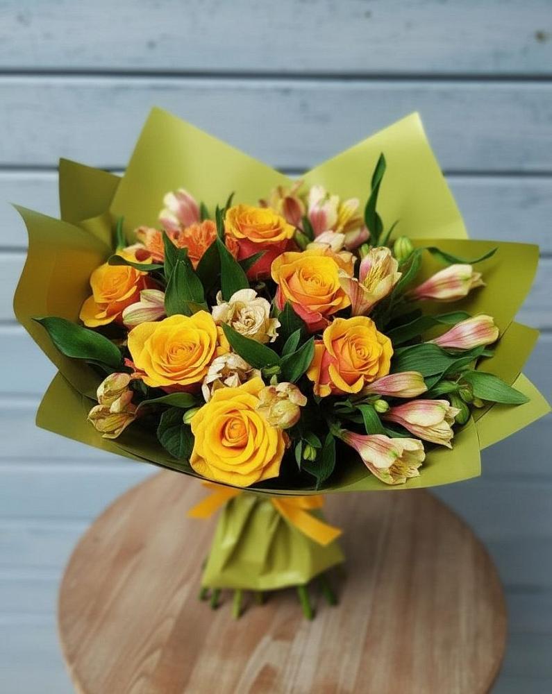 Букет цветов из: Альстромерии и Розы в Ногинск-5