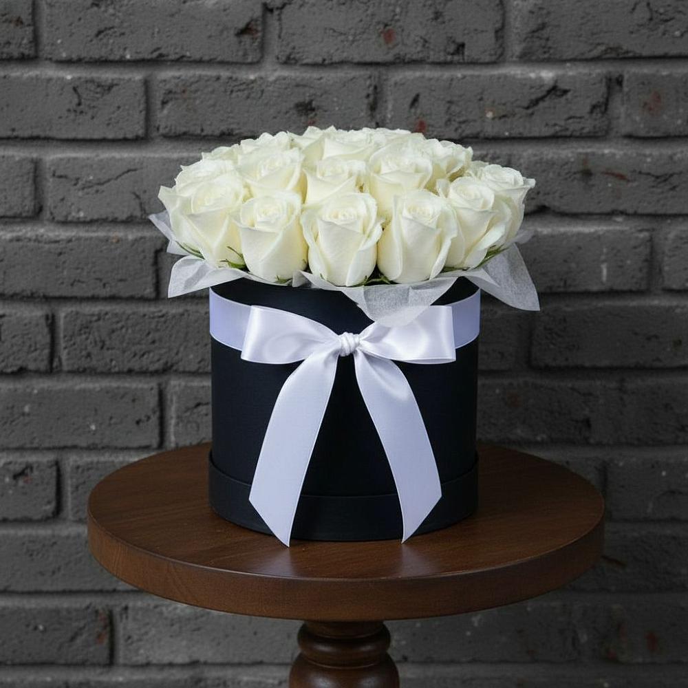 Цветочная композиция из Розы в шляпной коробке в Ногинск-5